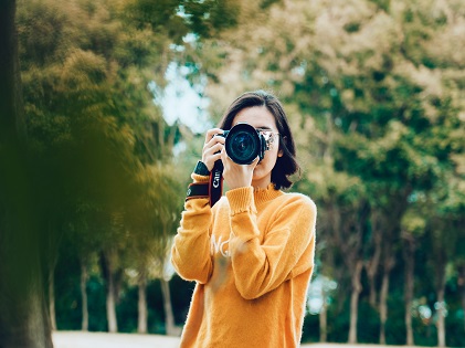 taking photo camera shot